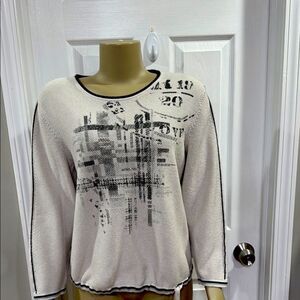 Rabe Graphic Print Sweater in Black and Beige.